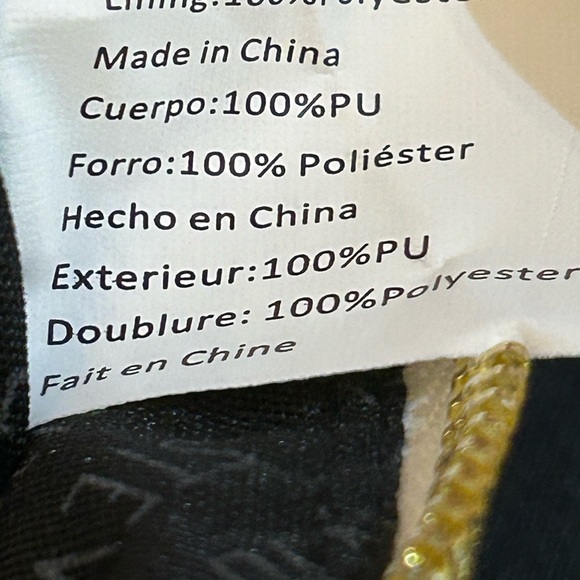 Steve Madden White Keychain Coin Purse Card Holder - Picture 4 of 4